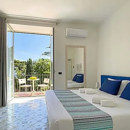 Spicy Hotel Sorrento